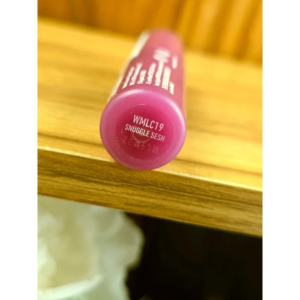NYX Smooth Whip Matte Lip Cream 0.13oz Snuggle Sesh New Berry Mauve Liquid Color